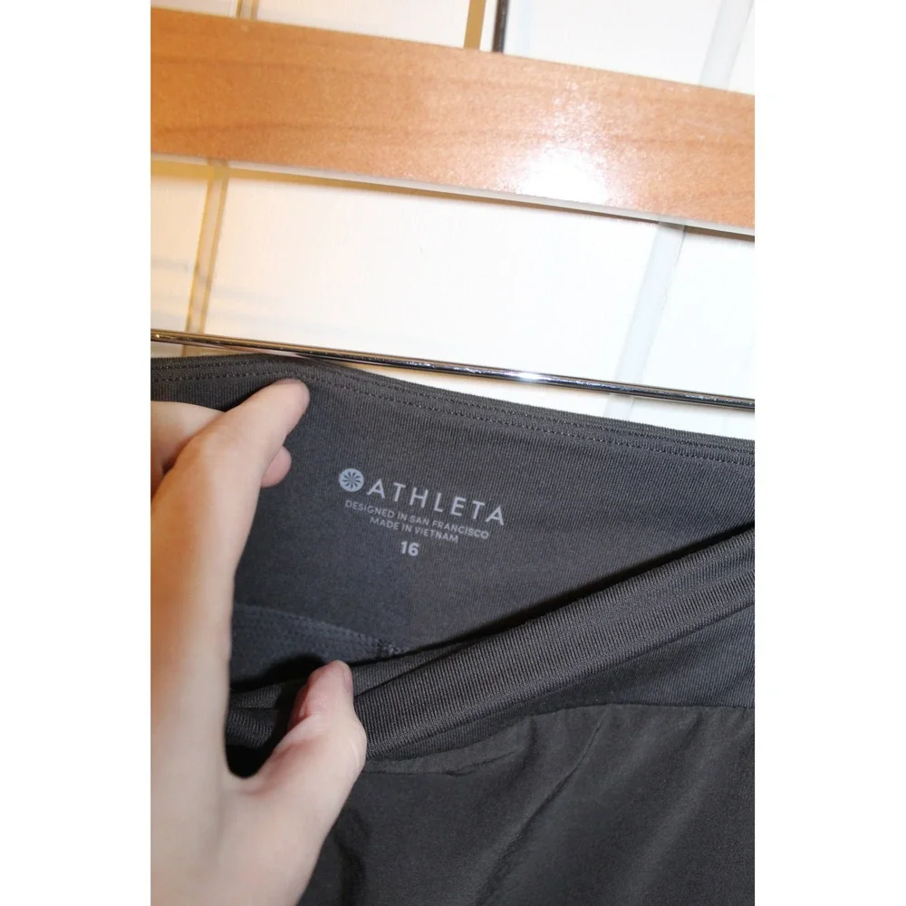 Athleta Women's Soho Skort Olive Green Mini‎ Skirt Skort Plus Size 14